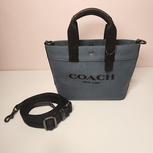 NWT Coach CU299 MEN'S Tote 20 In Colorblock QB Denim Midnight Navy - Picture 1 of 7